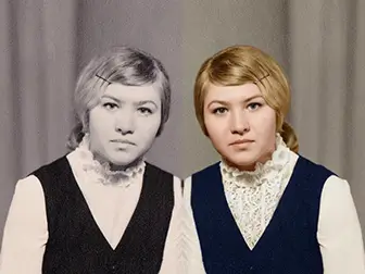 Чёрно-белый архивный снимок — цветной портрет